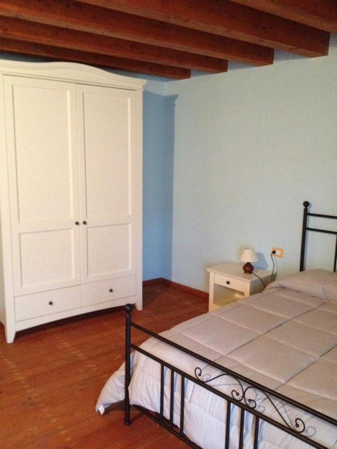 La Casa Del Borgo Bed & Breakfast Ittireddu Екстериор снимка